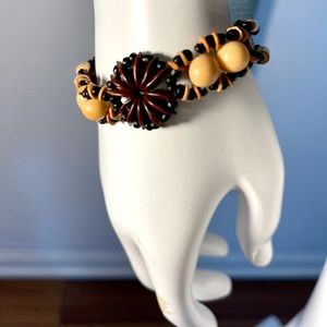 Wooden beaded bracelet 90s/00s style 7.5” sm/med